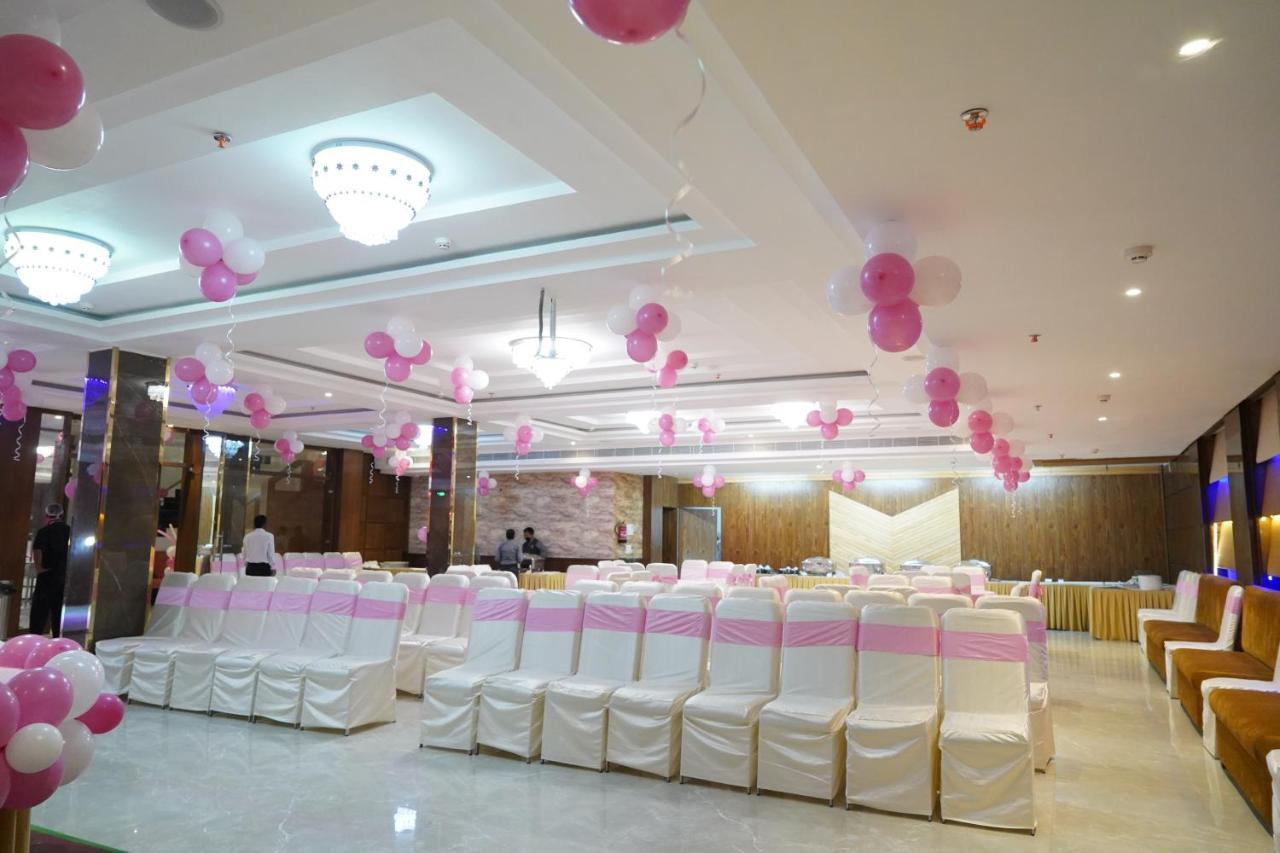 Hotel Shanti Sagar Kharar Kültér fotó