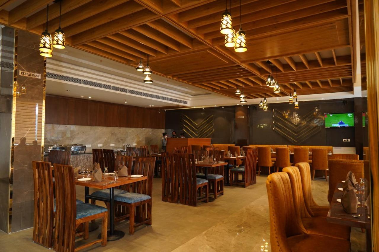 Hotel Shanti Sagar Kharar Kültér fotó