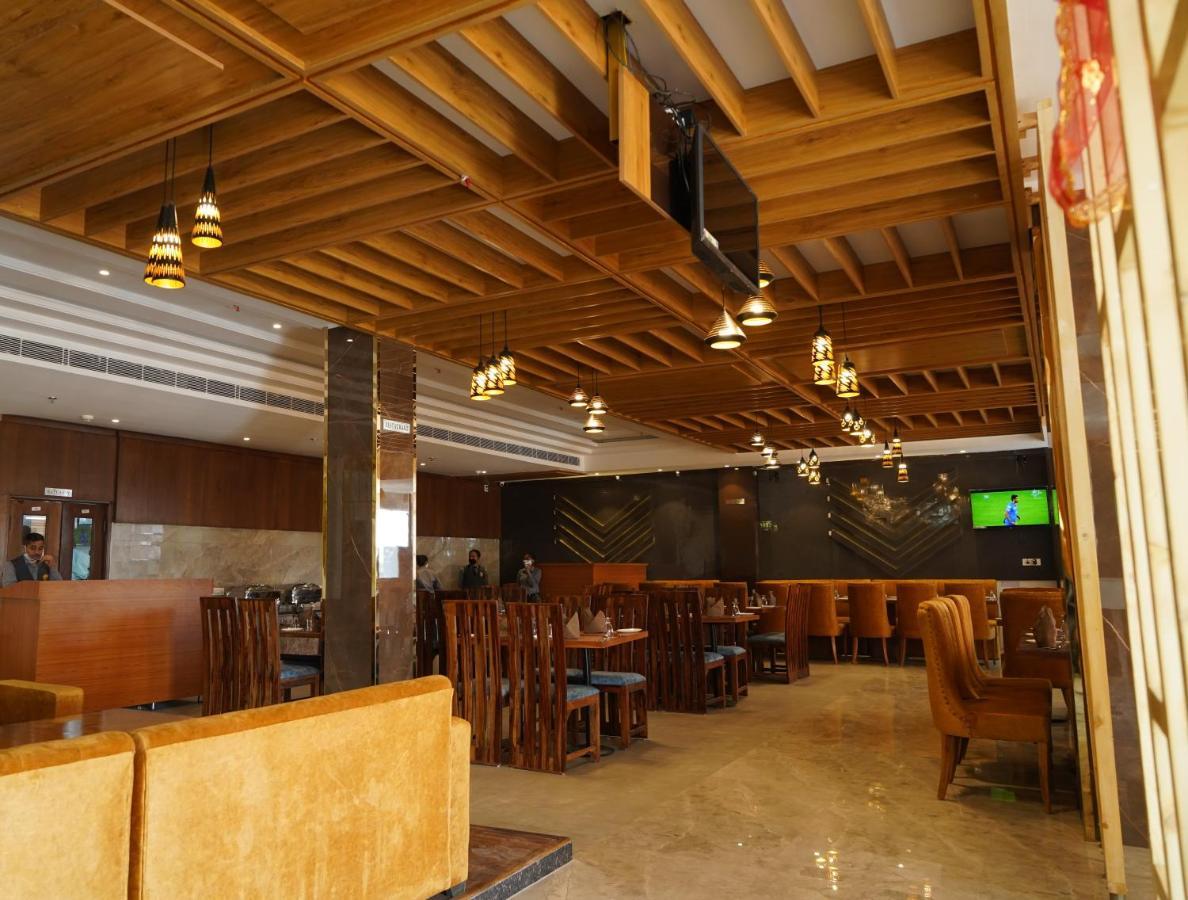 Hotel Shanti Sagar Kharar Kültér fotó