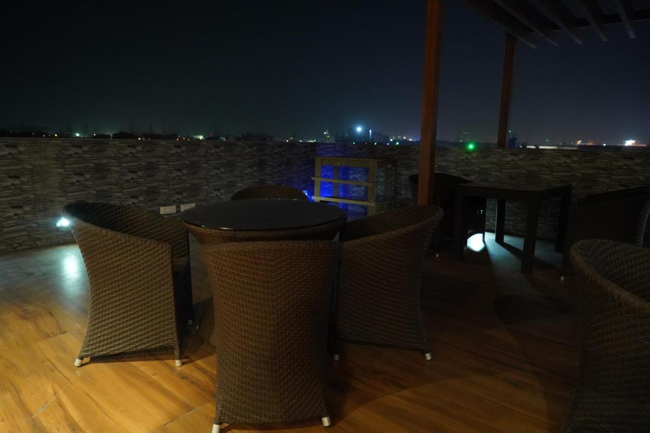 Hotel Shanti Sagar Kharar Kültér fotó