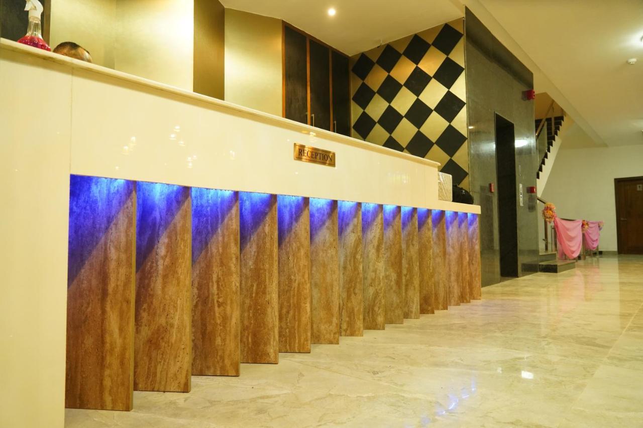 Hotel Shanti Sagar Kharar Kültér fotó