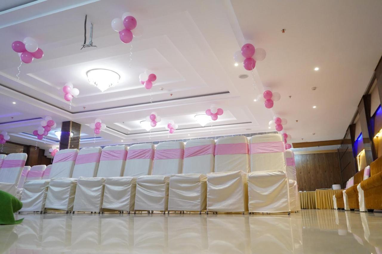 Hotel Shanti Sagar Kharar Kültér fotó