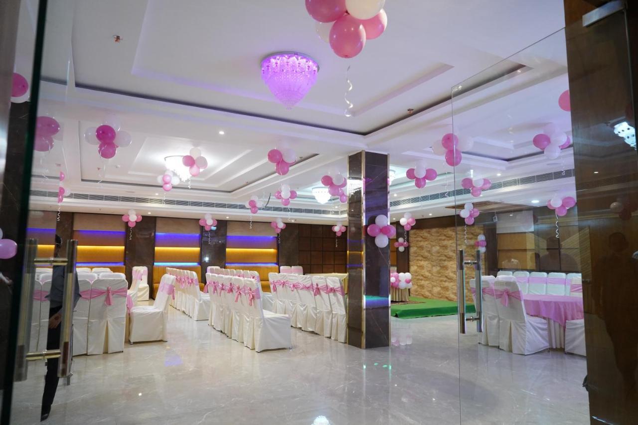Hotel Shanti Sagar Kharar Kültér fotó