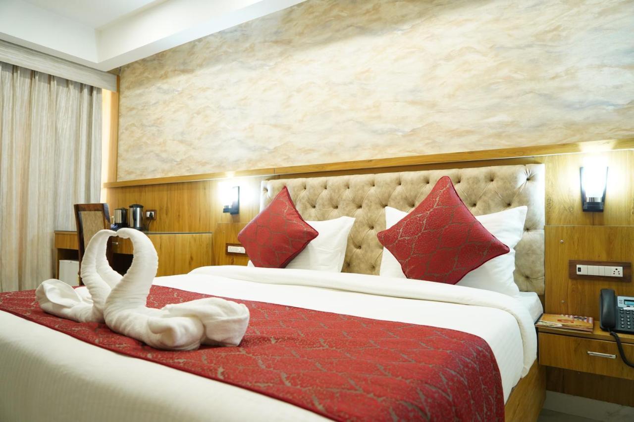 Hotel Shanti Sagar Kharar Kültér fotó